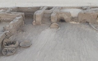 考古学家在埃及发现哈马姆时代的城市和墓地