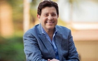 Singer Hany Shaker Hospitalized Due to Health Issues