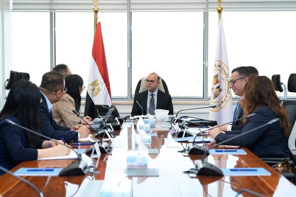 Egypt and China Discuss New Investment Project