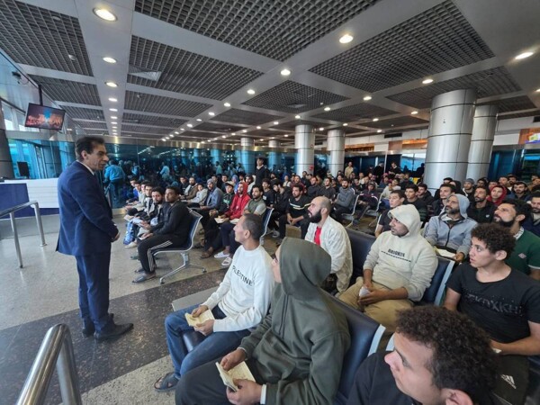 Египет успешно вернул граждан из Ливии