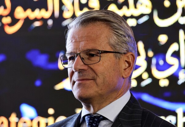 Maersk возобновит плавание через Суэцкий канал при улучшении обстановки